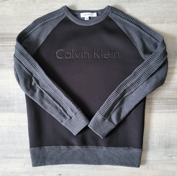 Calvin Klein Embossed Sweatshirt - Picture 1 of 7